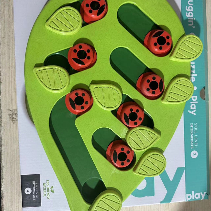 Elevate Your Pet's Dining Experience This Christmas!