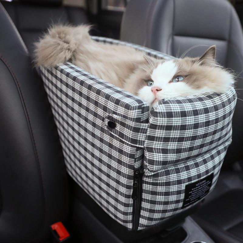 Portable Pet Safe Car Carriers